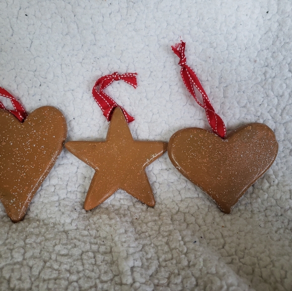 3 Christmas Ornaments Hearts & A Star - Picture 4 of 5